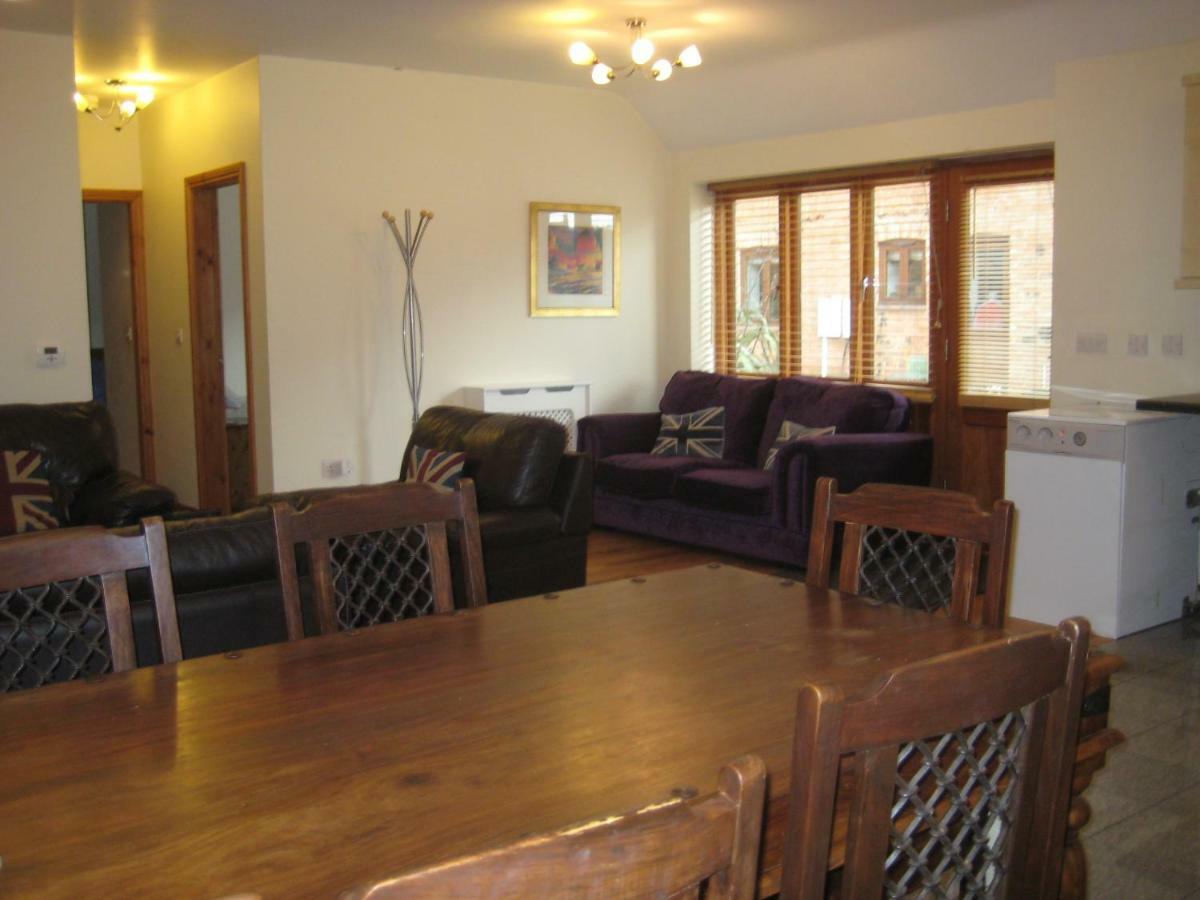 Woodlands Holiday Homes South Clifton Экстерьер фото
